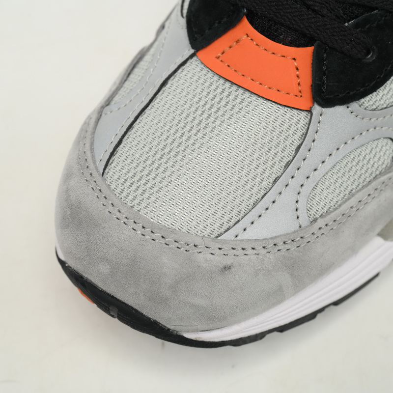 New Balance 992 Gray Orange Sneakers      M992GBO   - DesignerGu