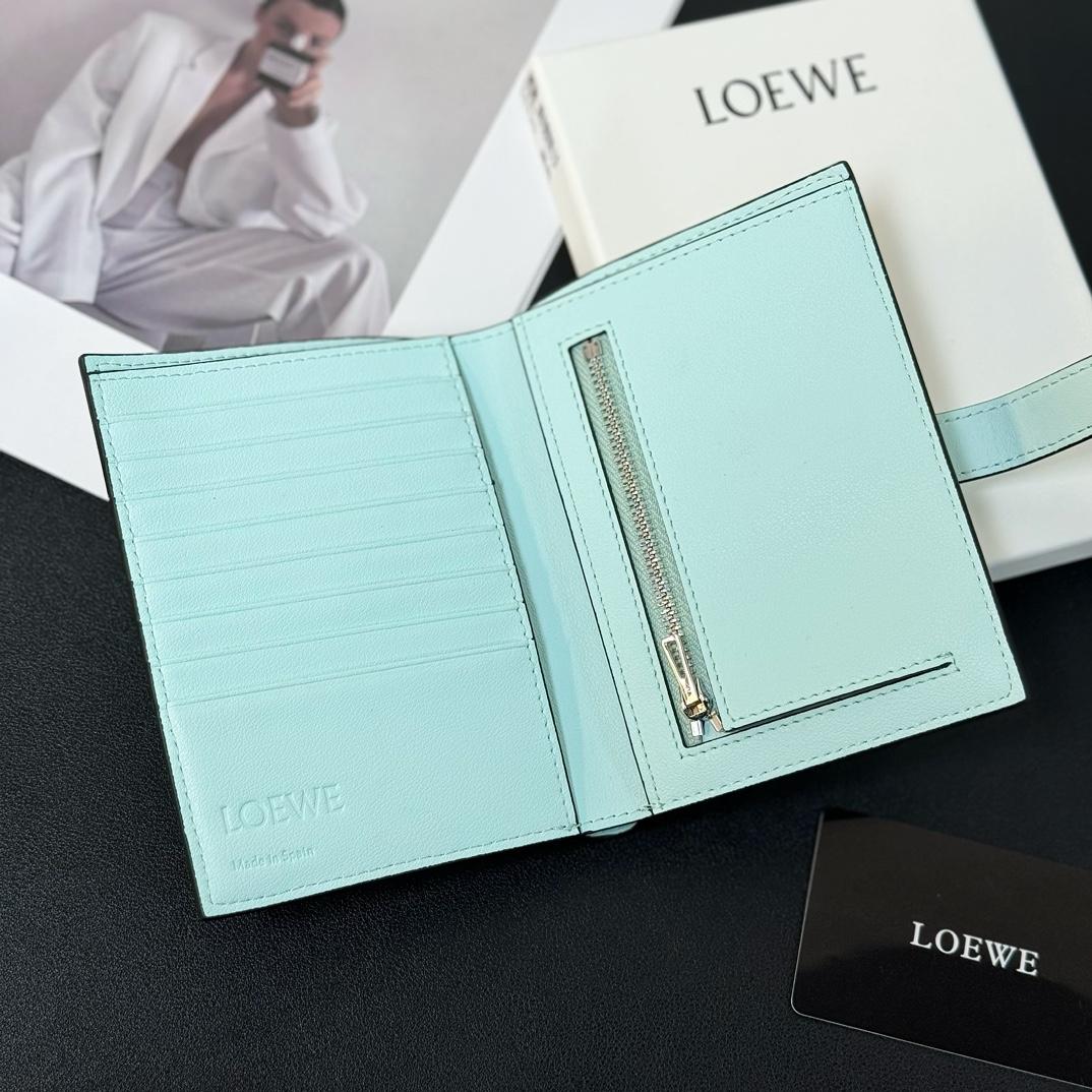 Loewe Medium Vertical Grained-Leather Wallet(14×11cm) - DesignerGu