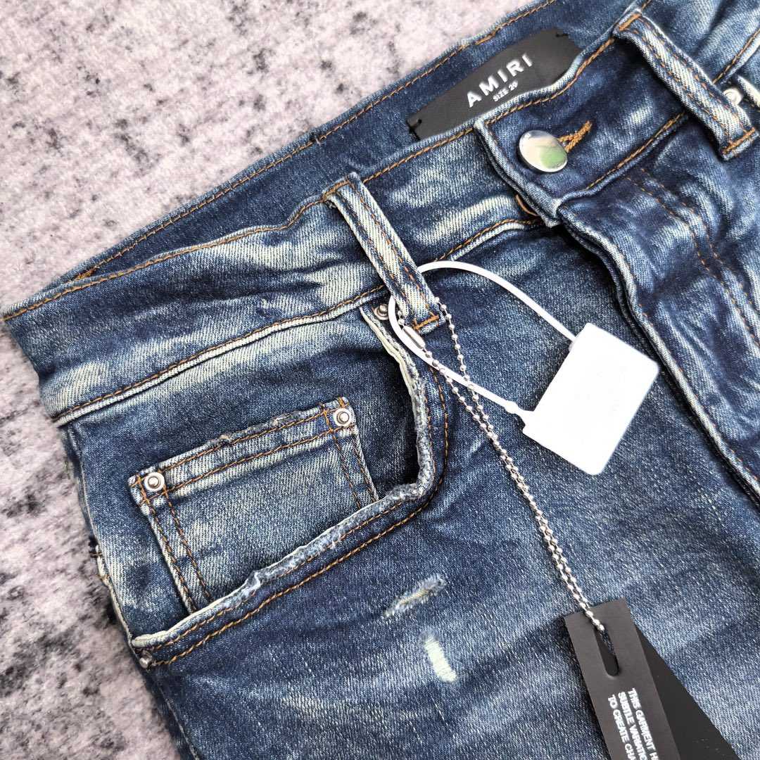 Amiri Slim Fit Jeans    663 - DesignerGu