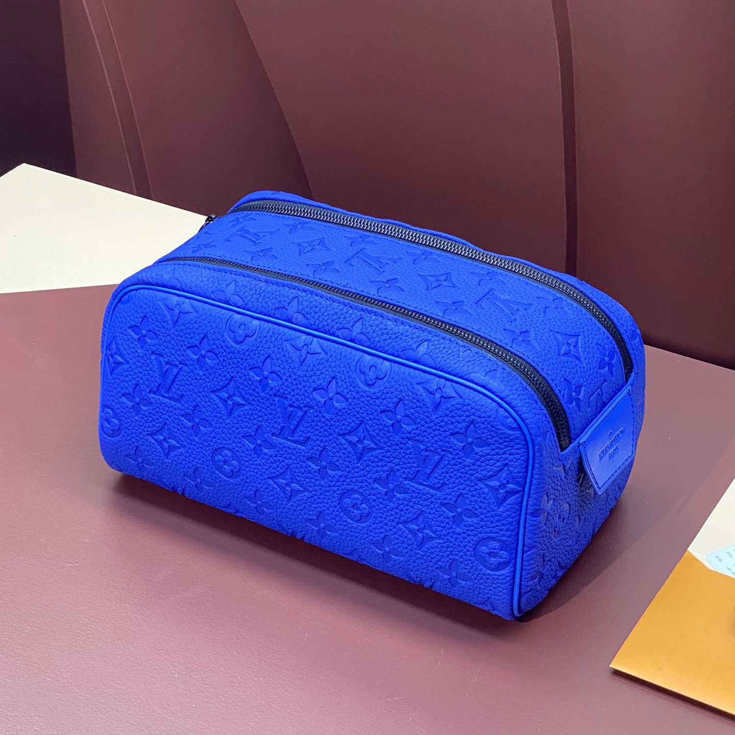 Louis Vuitton Dopp Kit    M82576 - DesignerGu