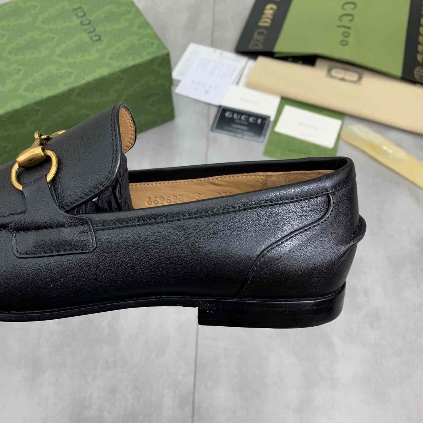 Gucci Jordaan Leather Loafer - DesignerGu