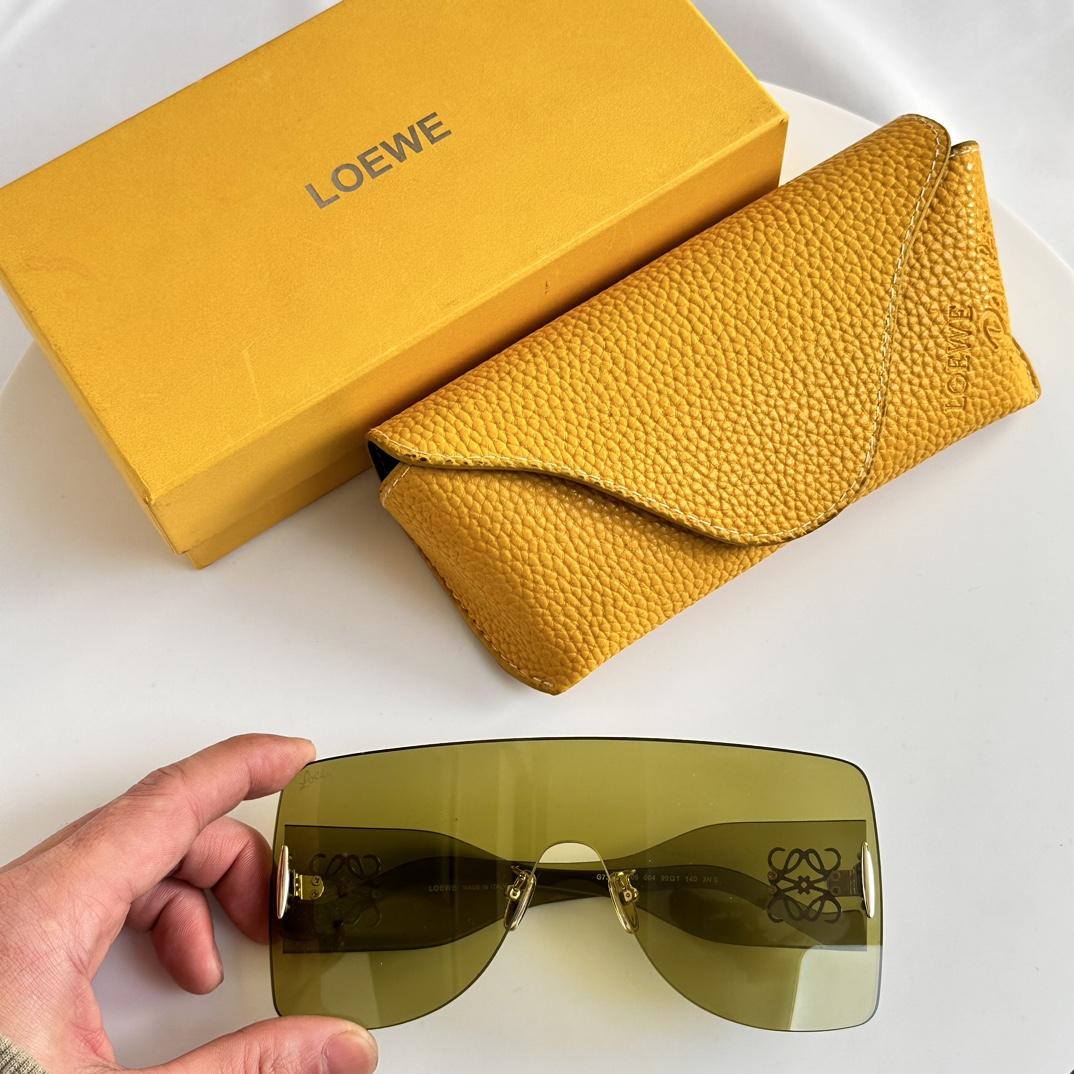 Loewe Mask-Frame Sunglasses       G736270X09 - DesignerGu