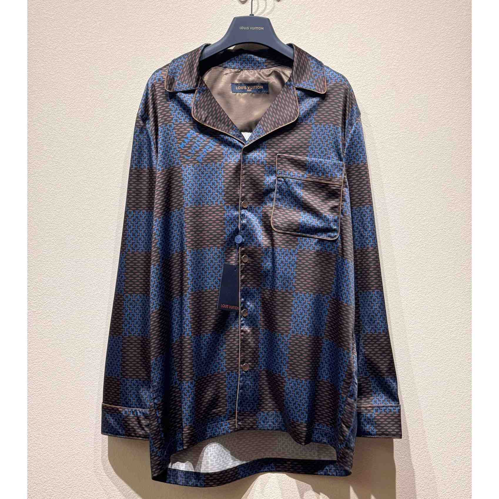 Louis Vuitton Long-Sleeved Damier Silk Pyjama Shirt    1AFJD4 - DesignerGu