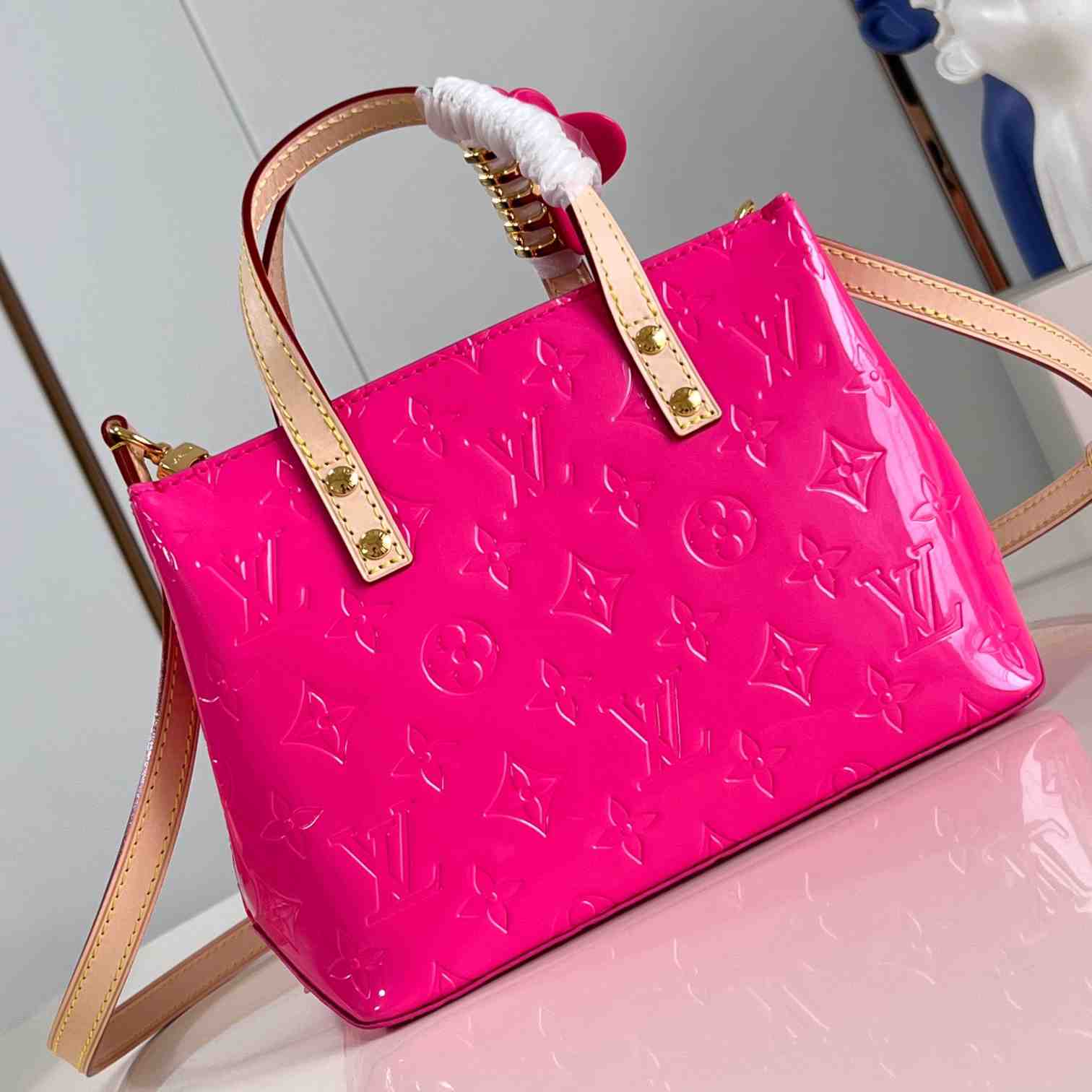 Louis Vuitton Reade PM    M24028 - DesignerGu