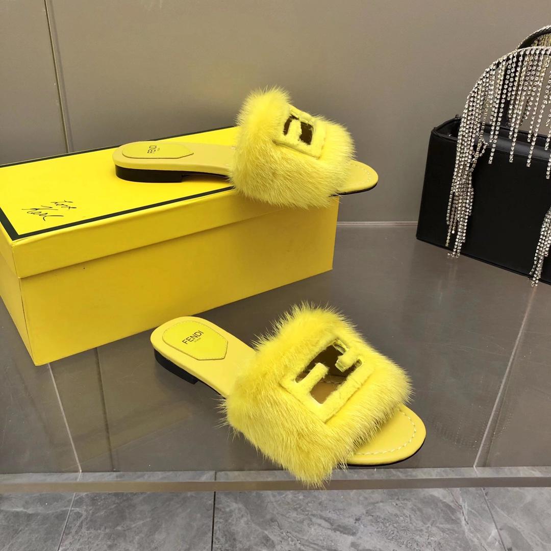 Fendi Baguette Yellow Mink Slides - DesignerGu