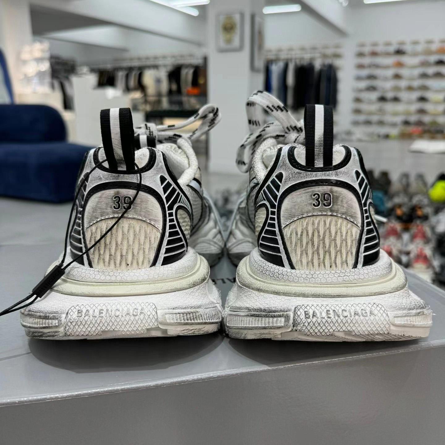 Balenciaga 3XL Sneaker  - DesignerGu