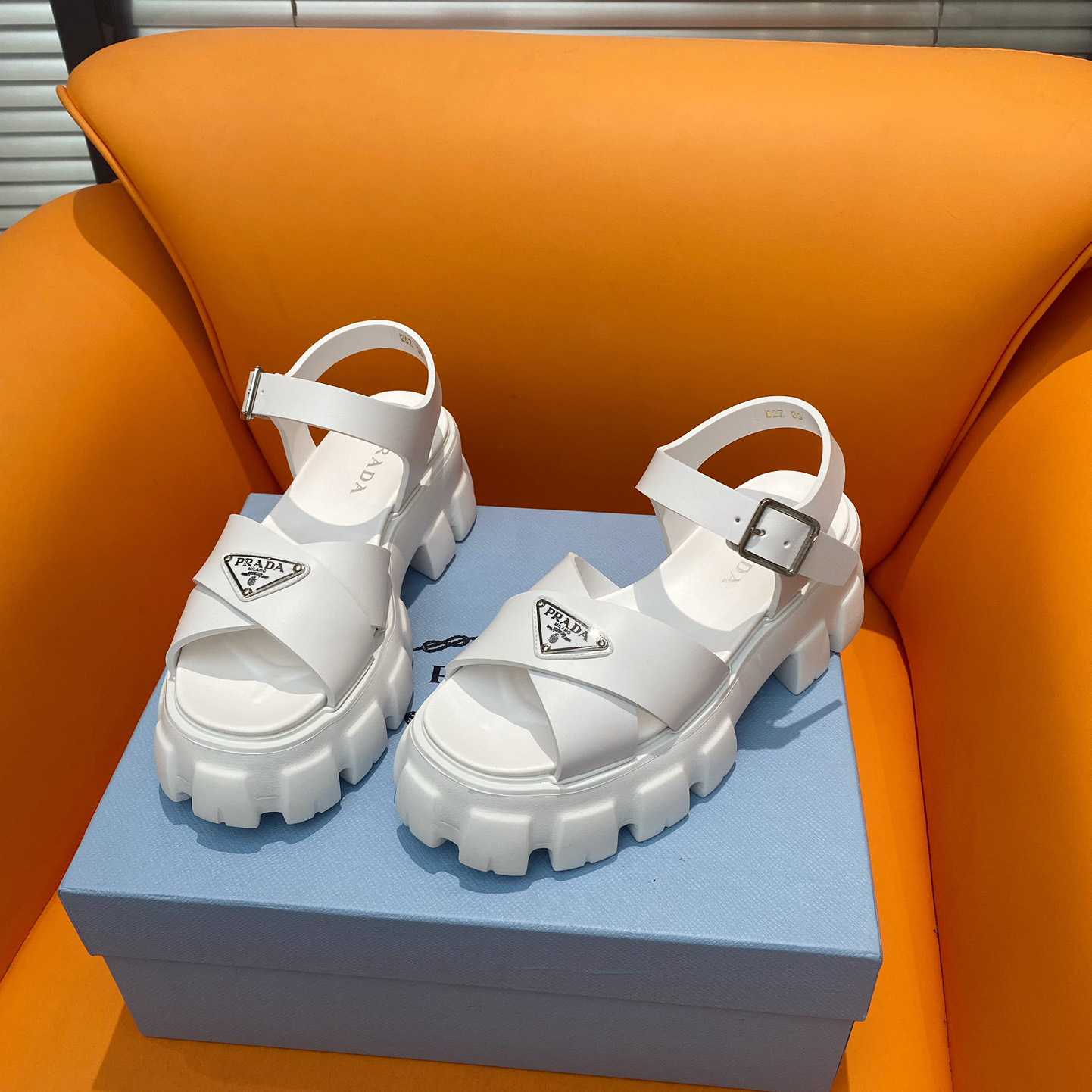 Prada Monolith Rubber Sandals - DesignerGu