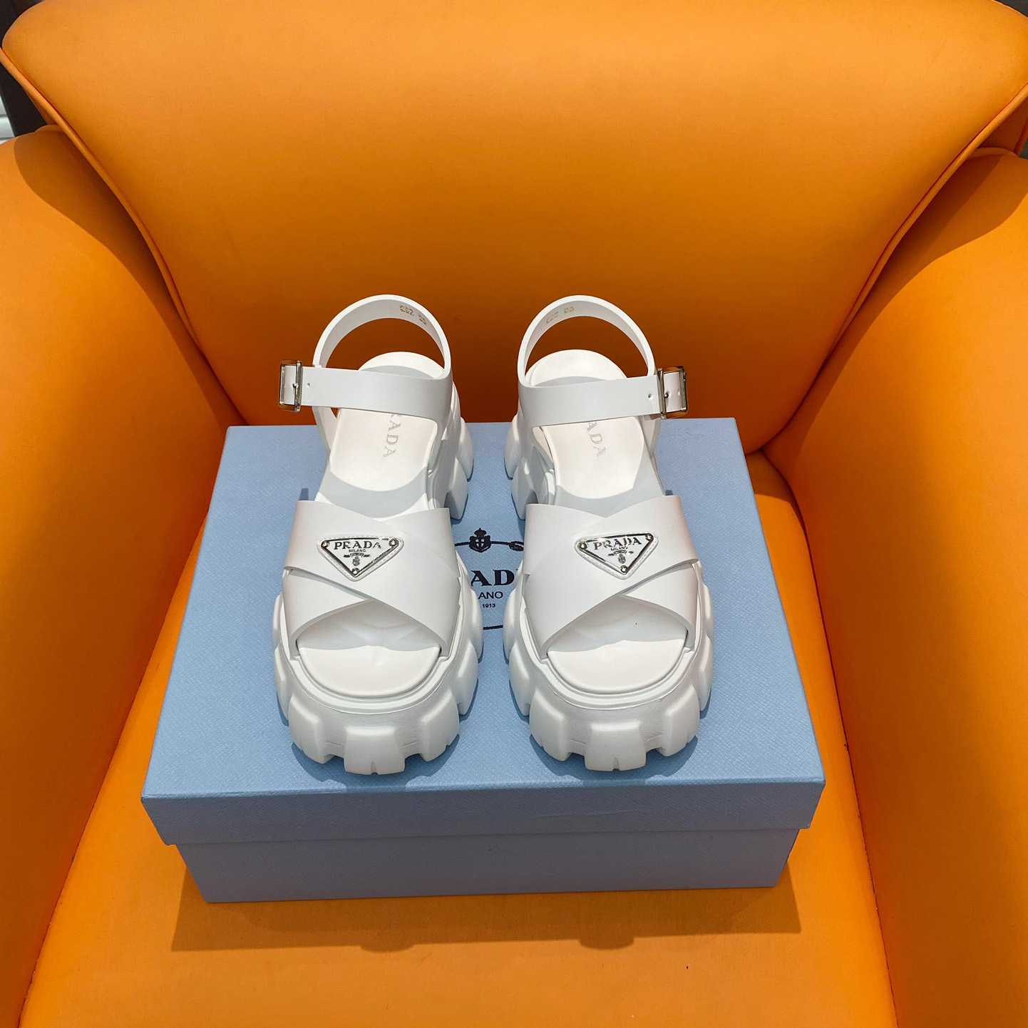 Prada Monolith Rubber Sandals - DesignerGu