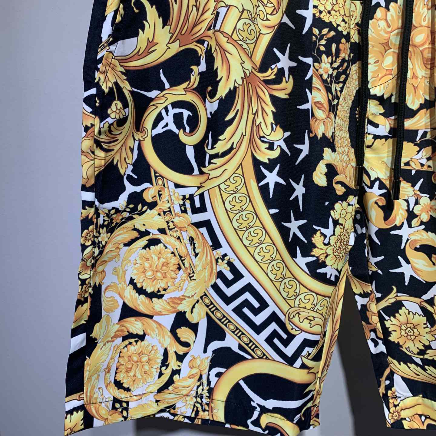 Versace Barocco Print Silk Shorts - DesignerGu