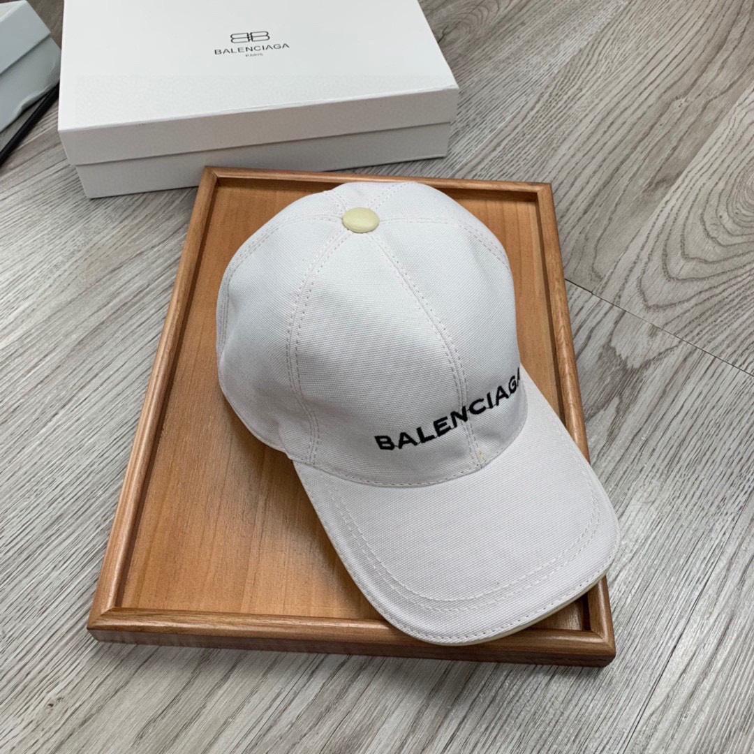 Balenciaga Embroidered-logo Six-panel Cap - DesignerGu