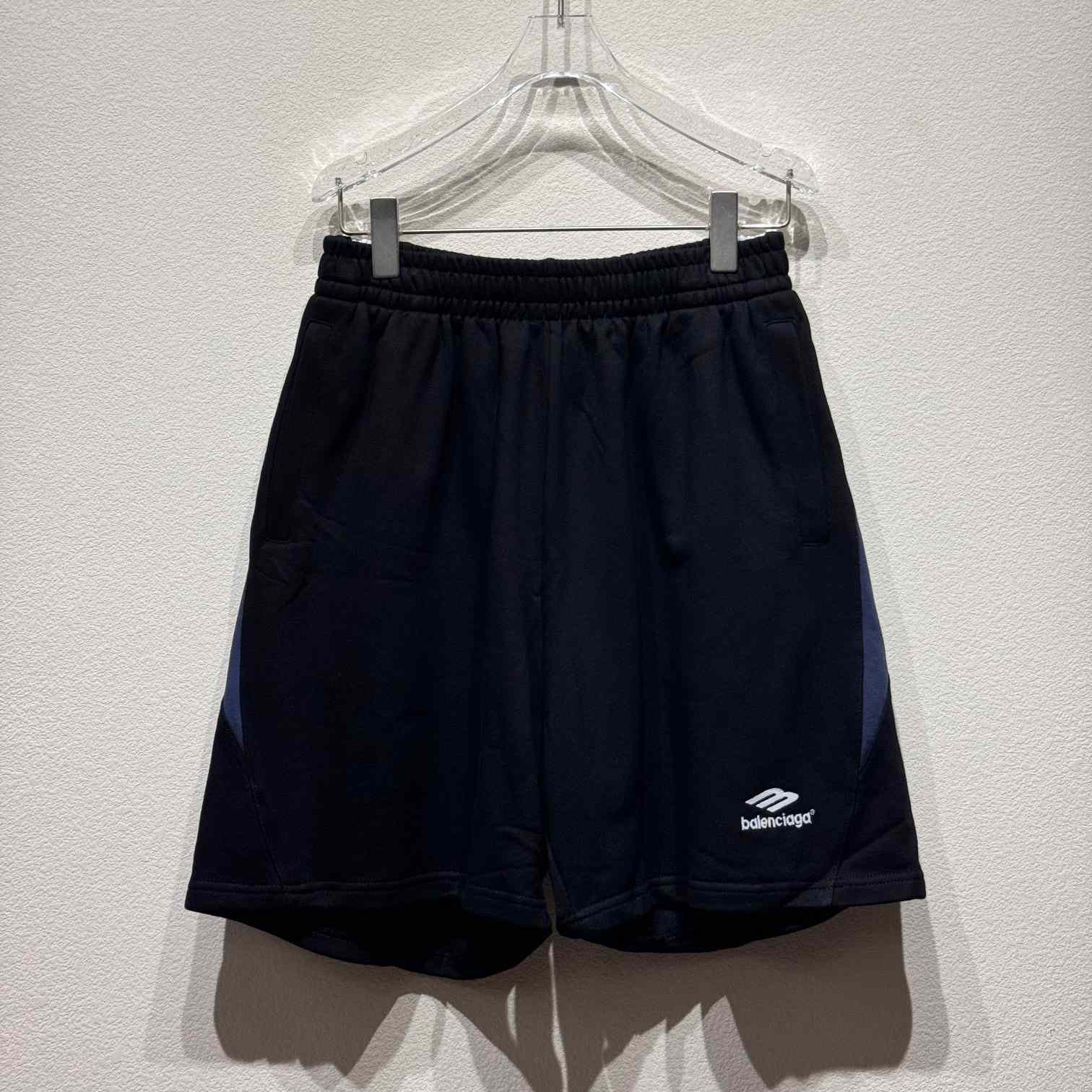 Balenciaga 3B Sports Icon Shorts - DesignerGu