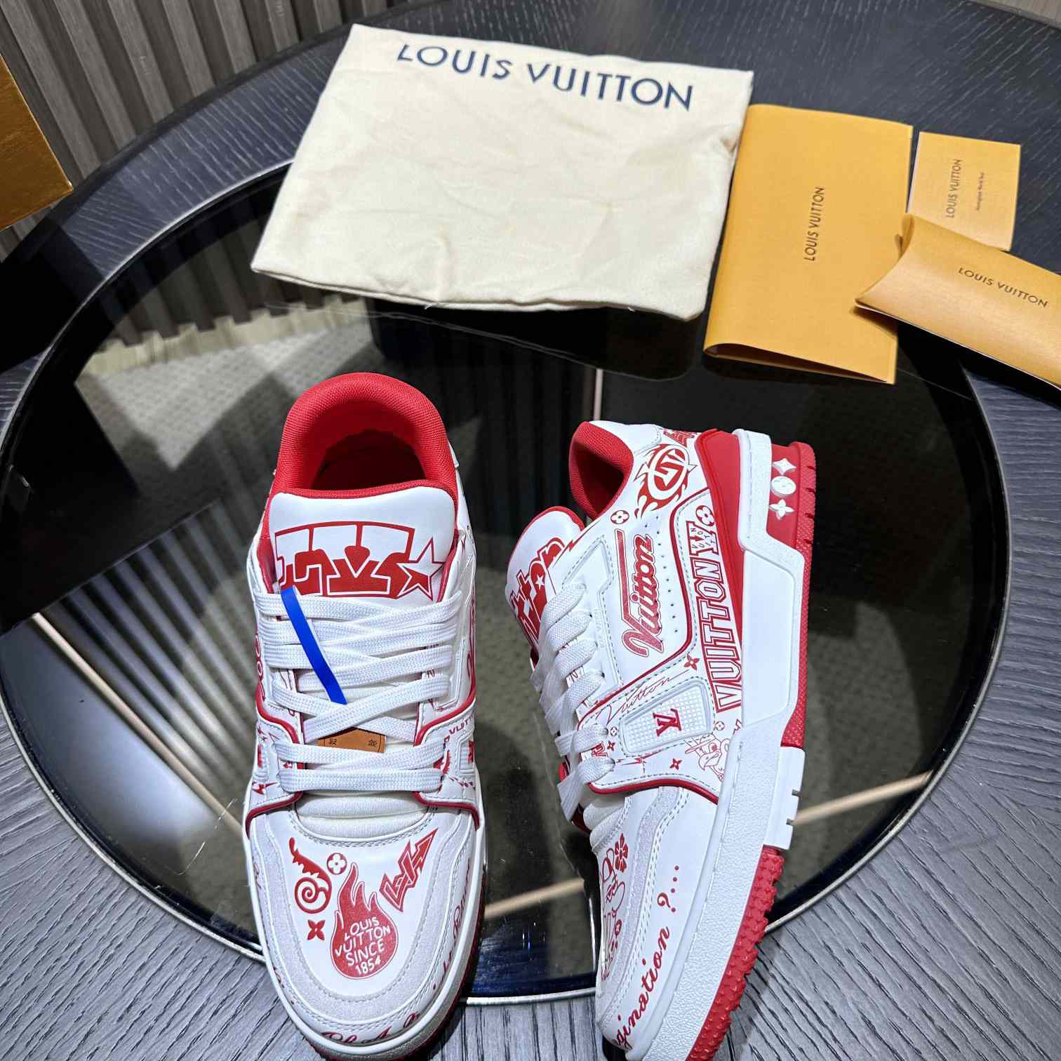 Louis Vuitton LV Trainer Sneaker    1ACELL - DesignerGu