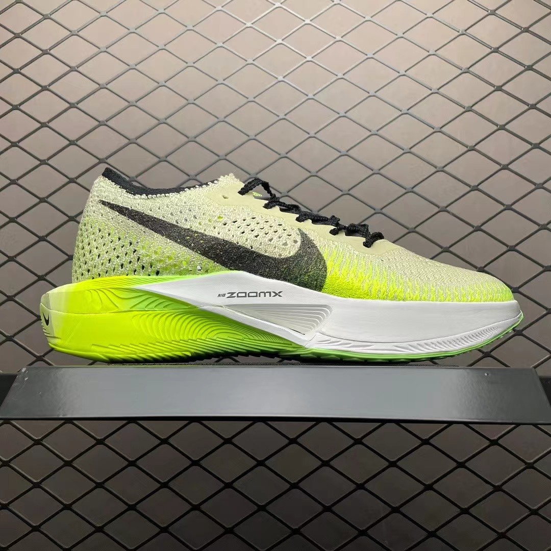 Nike Zoom X Vaporfly NEXT Sneakers      FQ8109-331 - DesignerGu