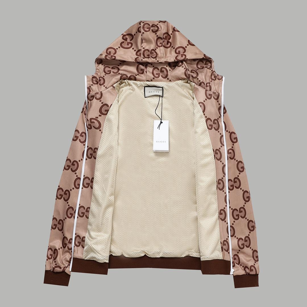 Gucci Gg Supreme Hooded Jacket - DesignerGu