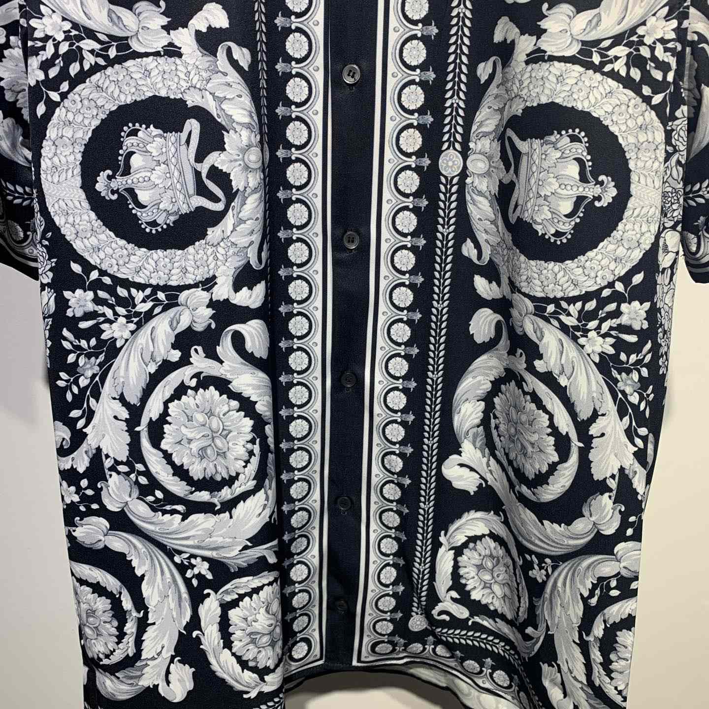 Versace Barocco Print Silk Shirt - DesignerGu