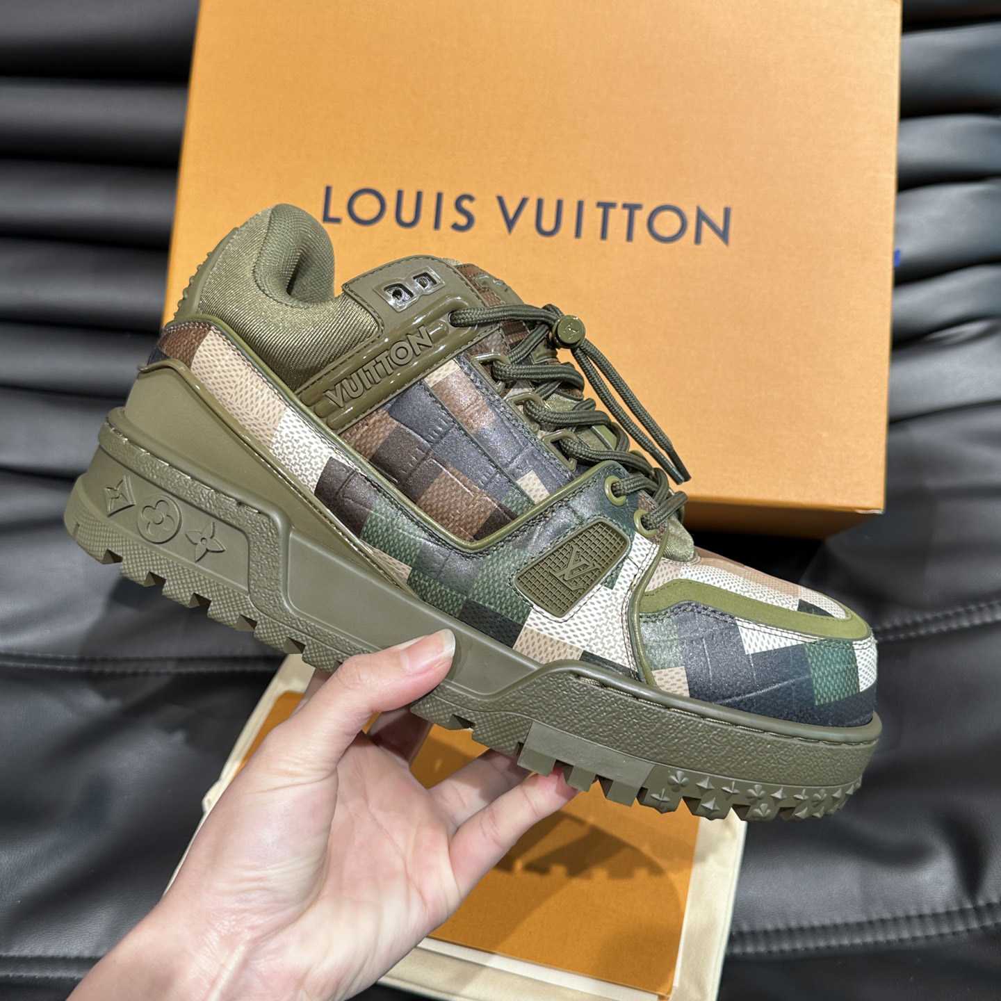 Louis Vuitton LV Trainer Maxi Sneaker   1ACNCZ - DesignerGu