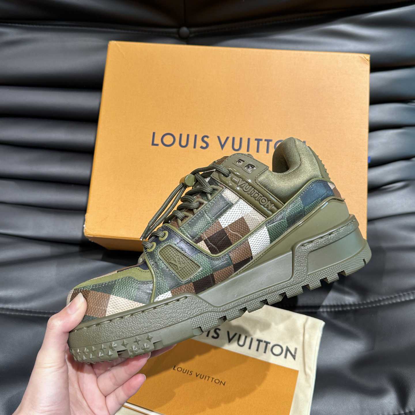 Louis Vuitton LV Trainer Maxi Sneaker   1ACNCZ - DesignerGu