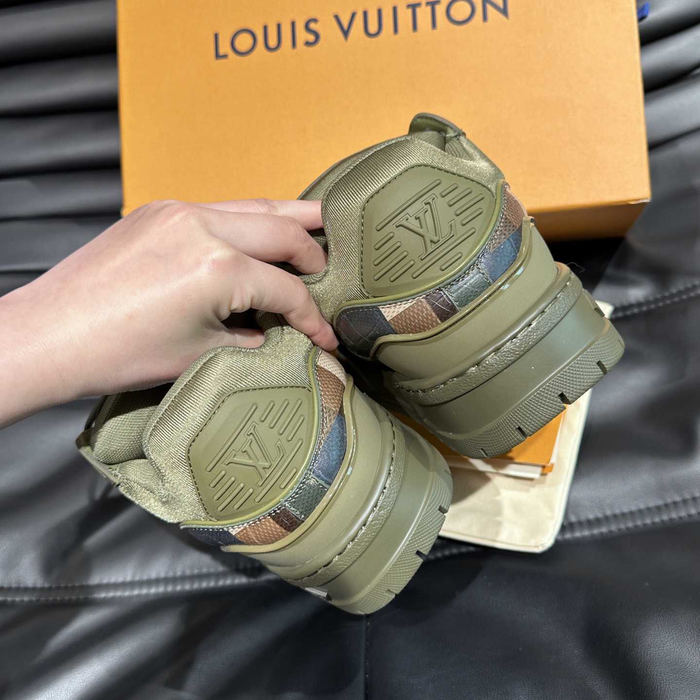 Louis Vuitton LV Trainer Maxi Sneaker   1ACNCZ - DesignerGu