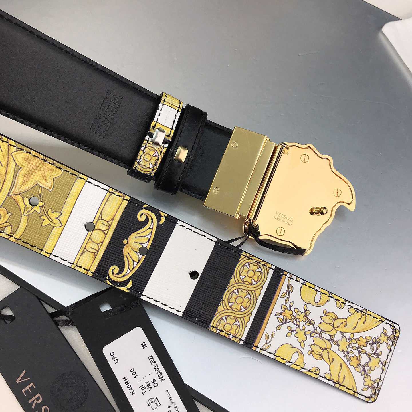 Versace Barocco Reversible LeatherBelt    40mm - DesignerGu