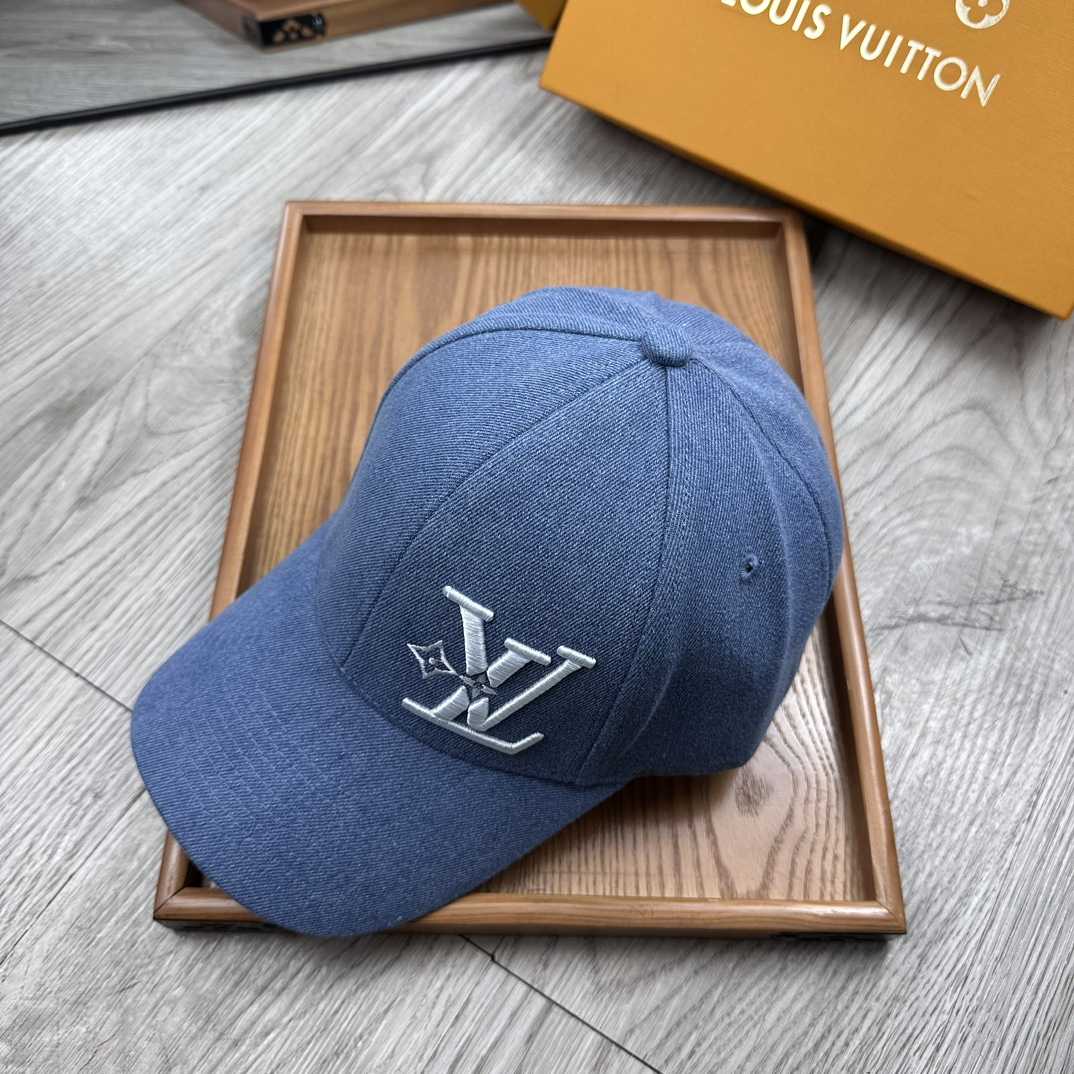 Louis Vuitton Cap - DesignerGu