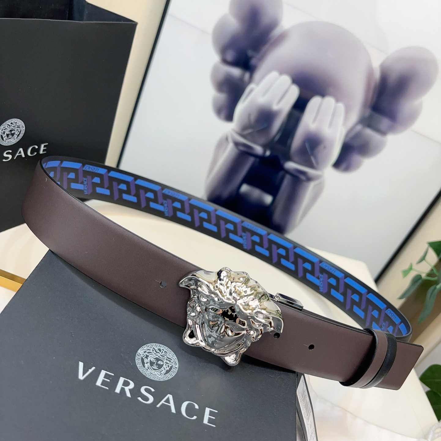 Versace Reversible Leather Belt    40mm - DesignerGu