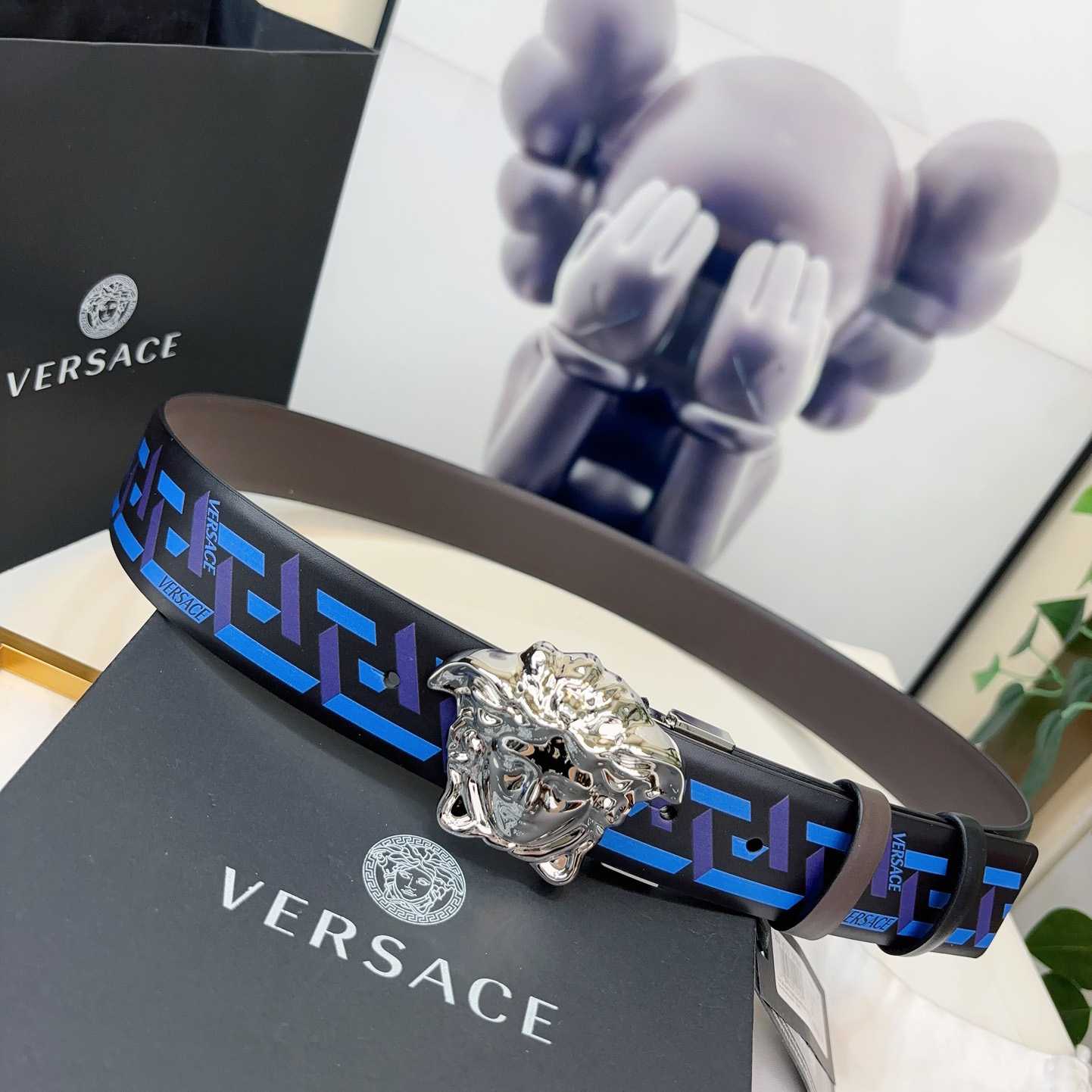 Versace Reversible Leather Belt    40mm - DesignerGu