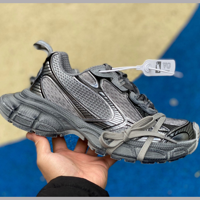 Balenciaga 3XL Sneakers - DesignerGu