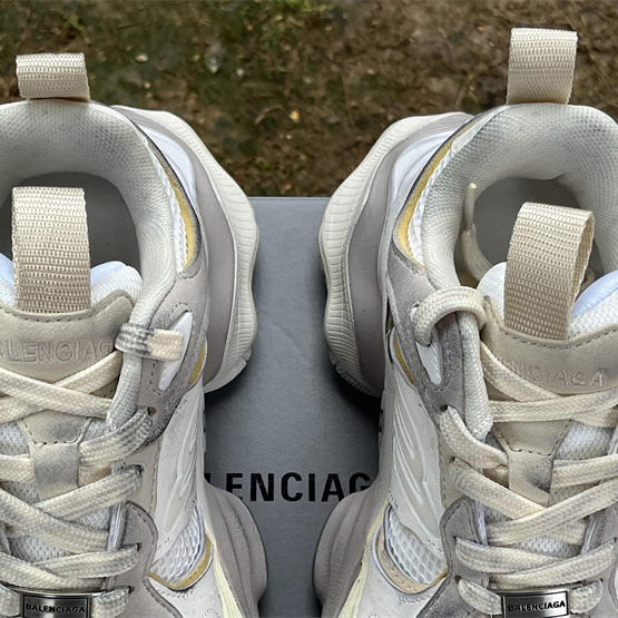 Balenciaga Cargo Sneaker  - DesignerGu