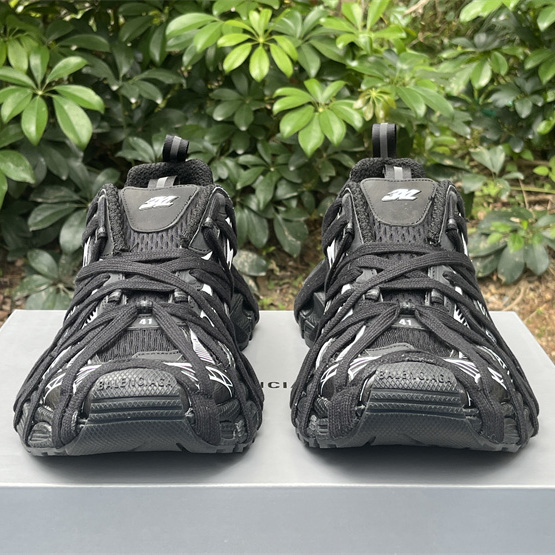 Balenciaga 3XL Sneaker  - DesignerGu