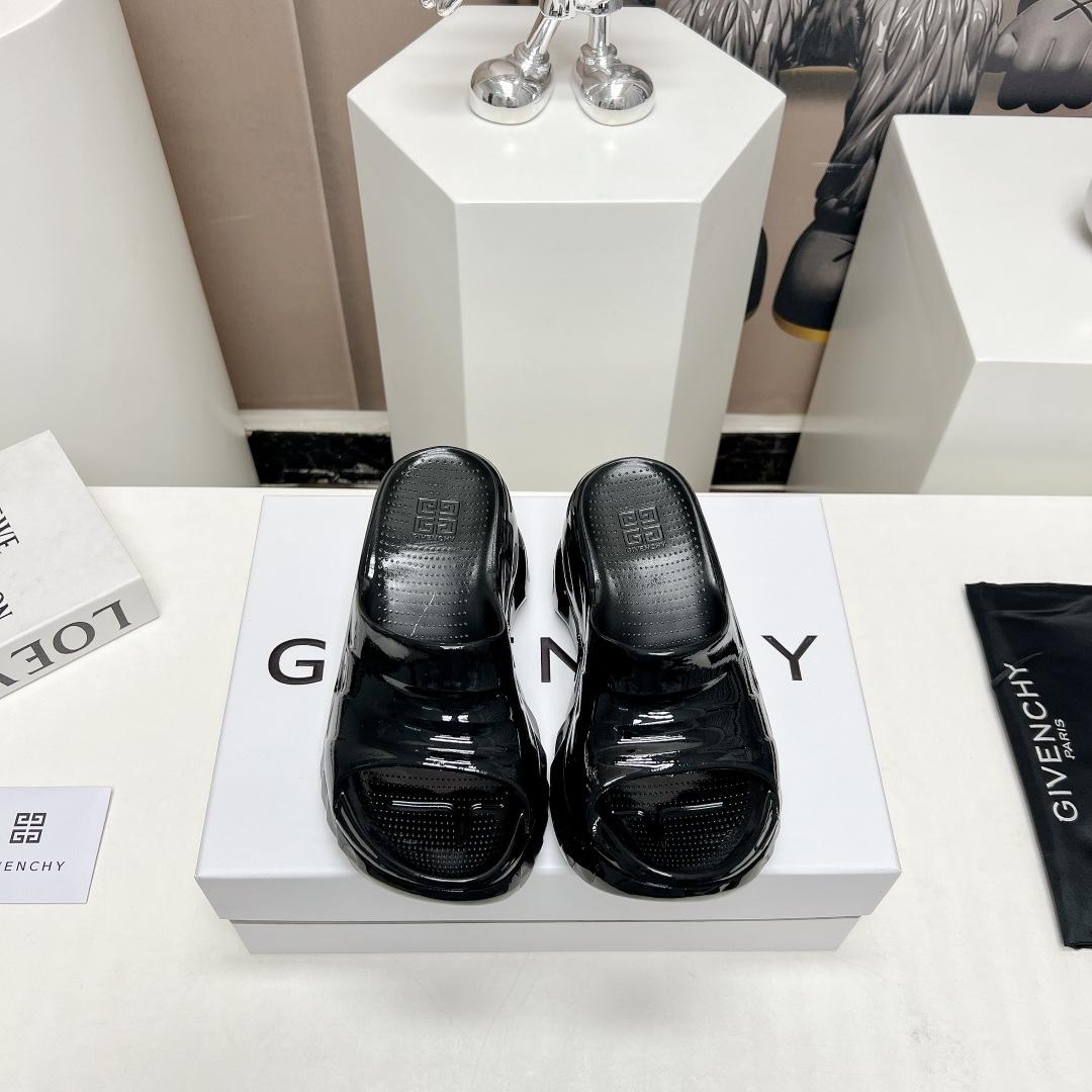 Givenchy Marshmallow Wedge Sandals In Rubber - DesignerGu