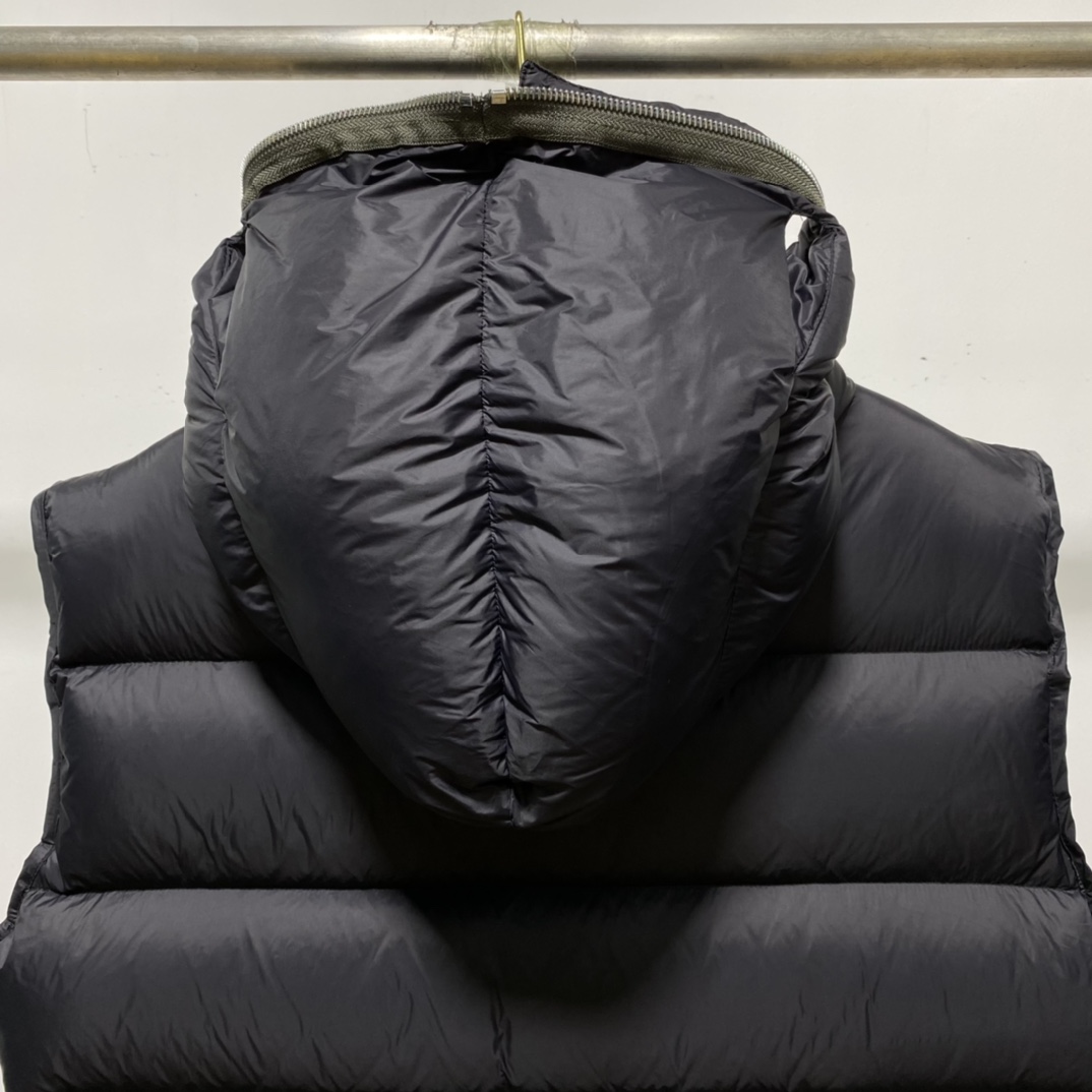 Rick Owens Gimp Hooded Vest - DesignerGu