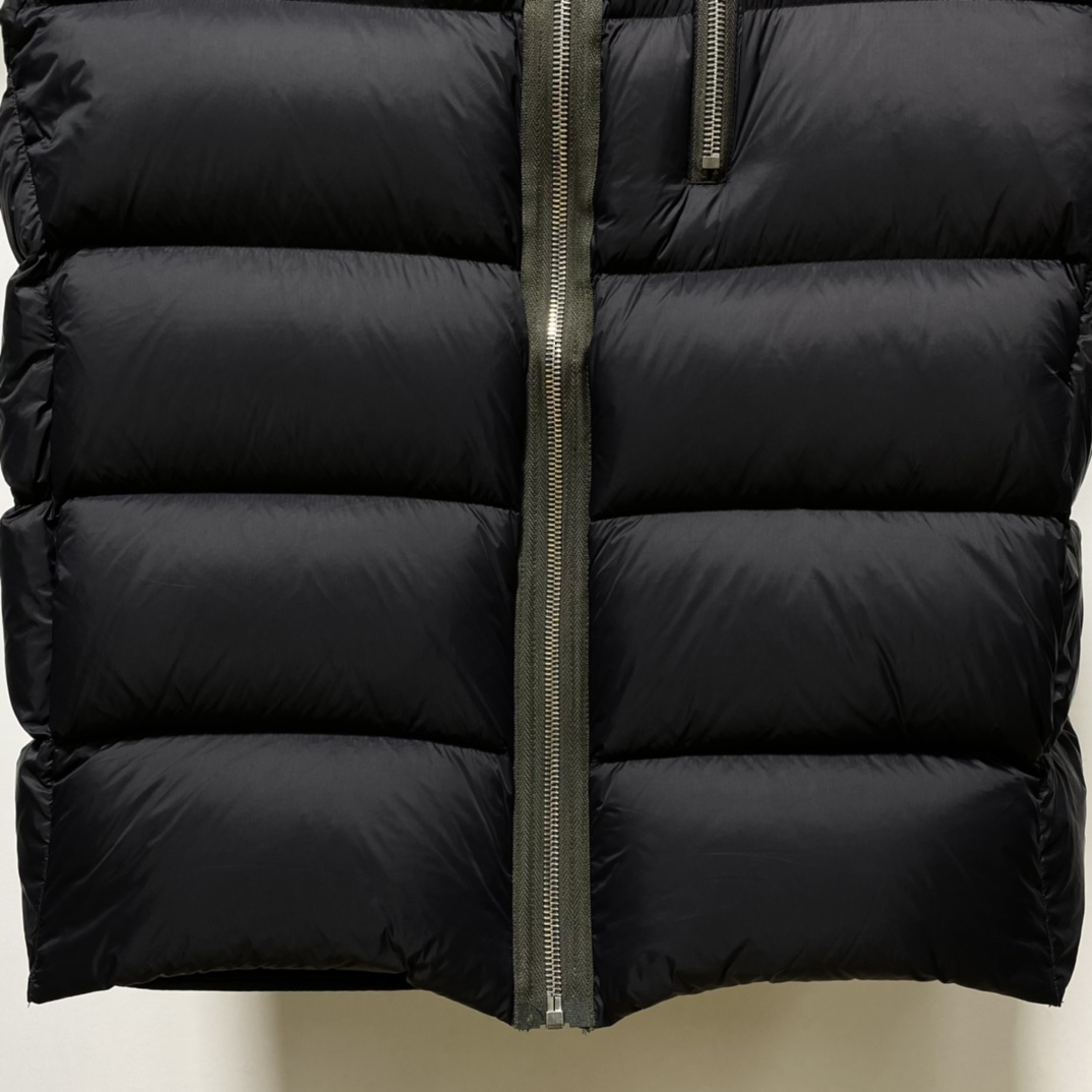 Rick Owens Gimp Hooded Vest - DesignerGu