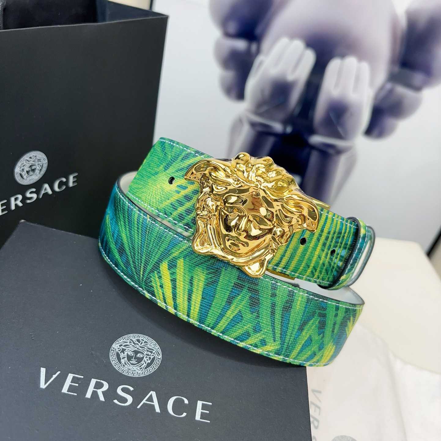 Versace Tiger La Medusa Leather Belt   40mm - DesignerGu