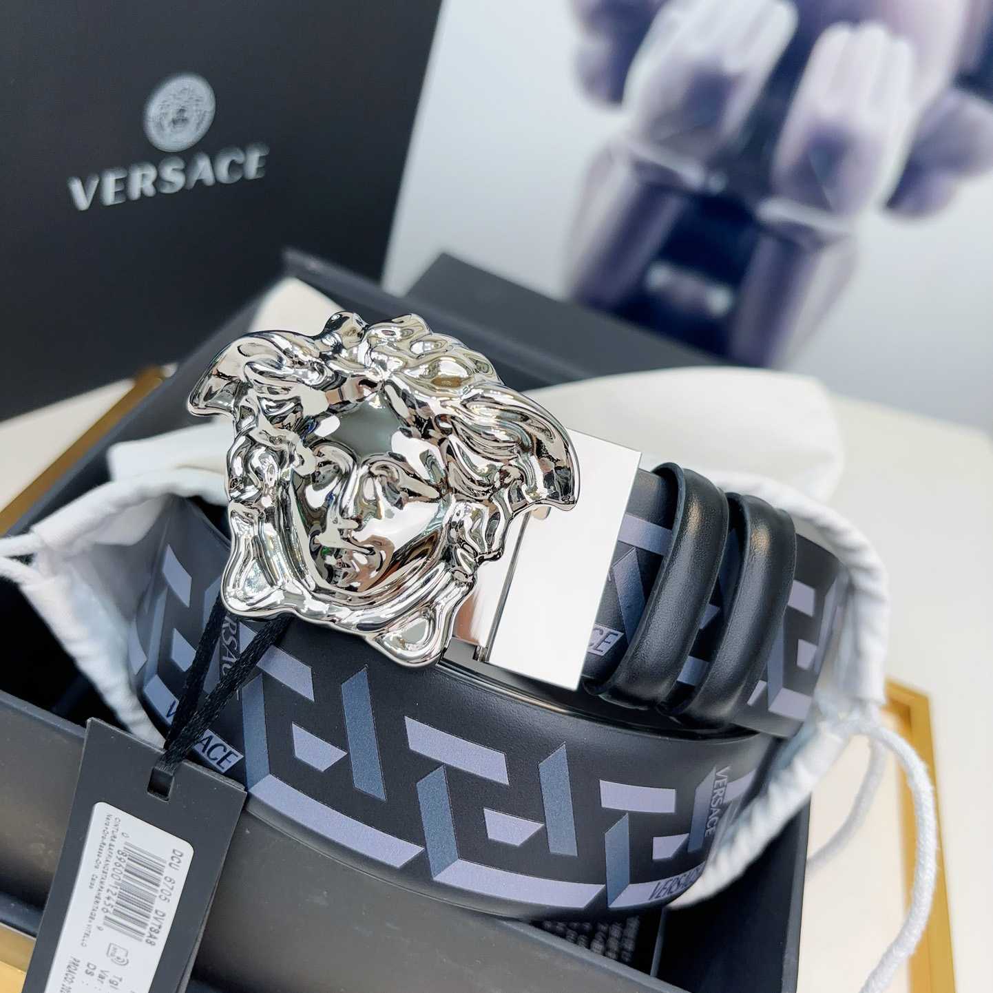 Versace Reversible Leather Belt    40mm - DesignerGu