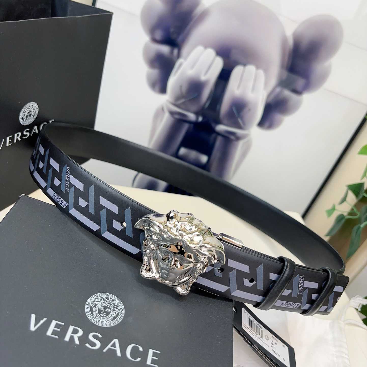 Versace Reversible Leather Belt    40mm - DesignerGu