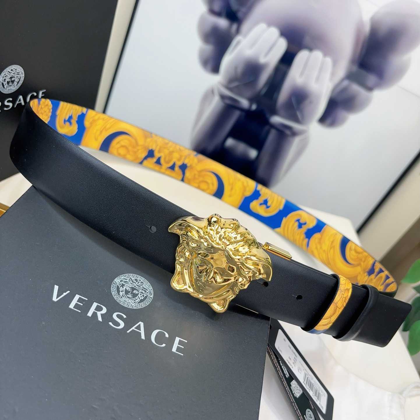 Versace Barocco Reversible Leather Belt    40mm - DesignerGu