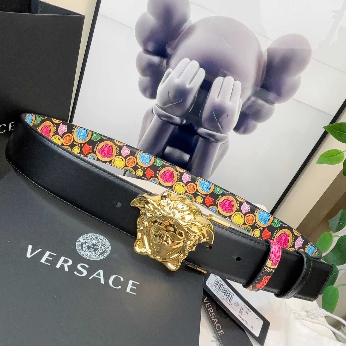 Versace Medusa Medallion Print Reversible Leather Belt   40mm - DesignerGu