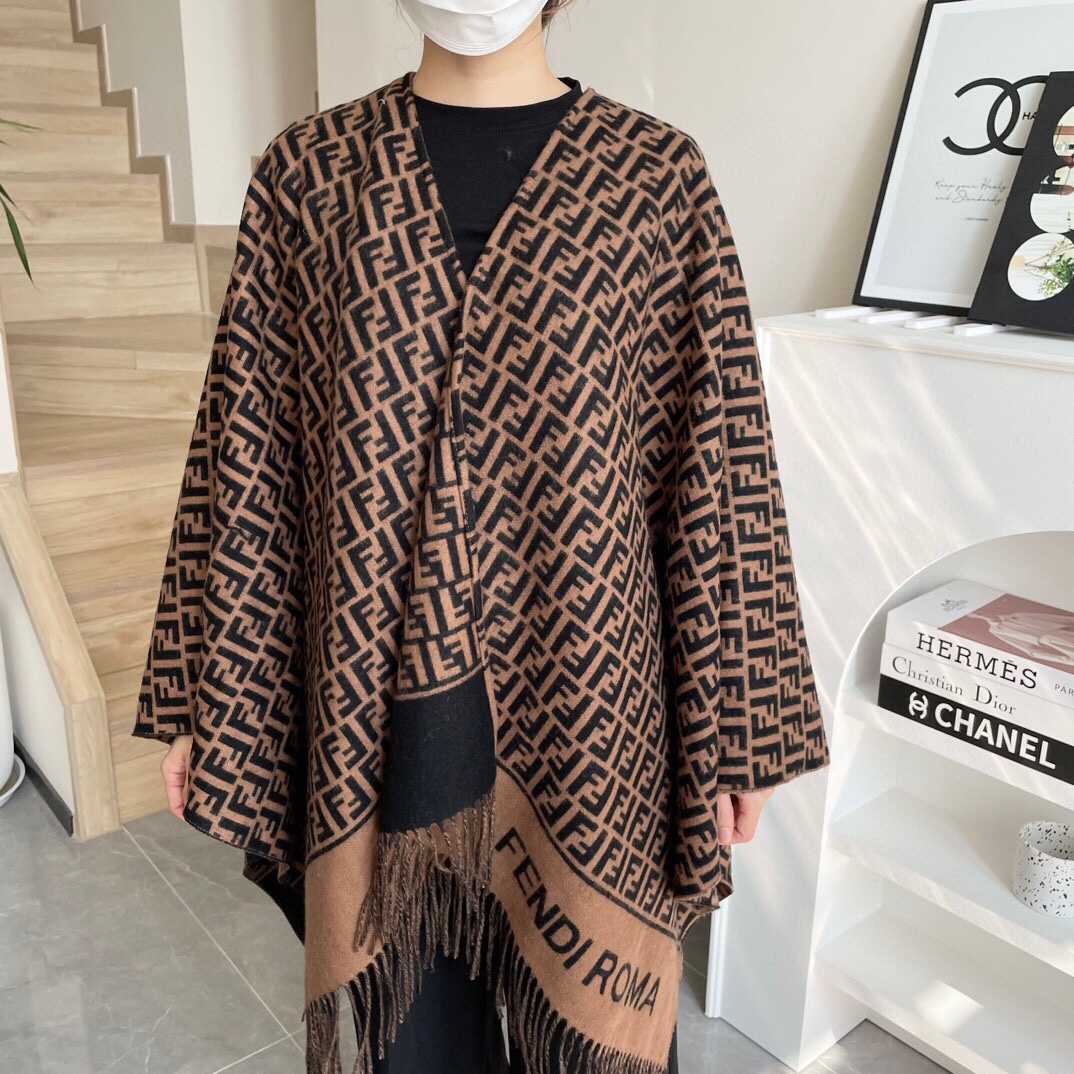 Fendi Poncho - DesignerGu