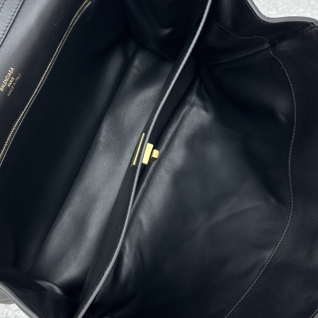 Balenciaga Rodeo Medium Handbag In Black - DesignerGu