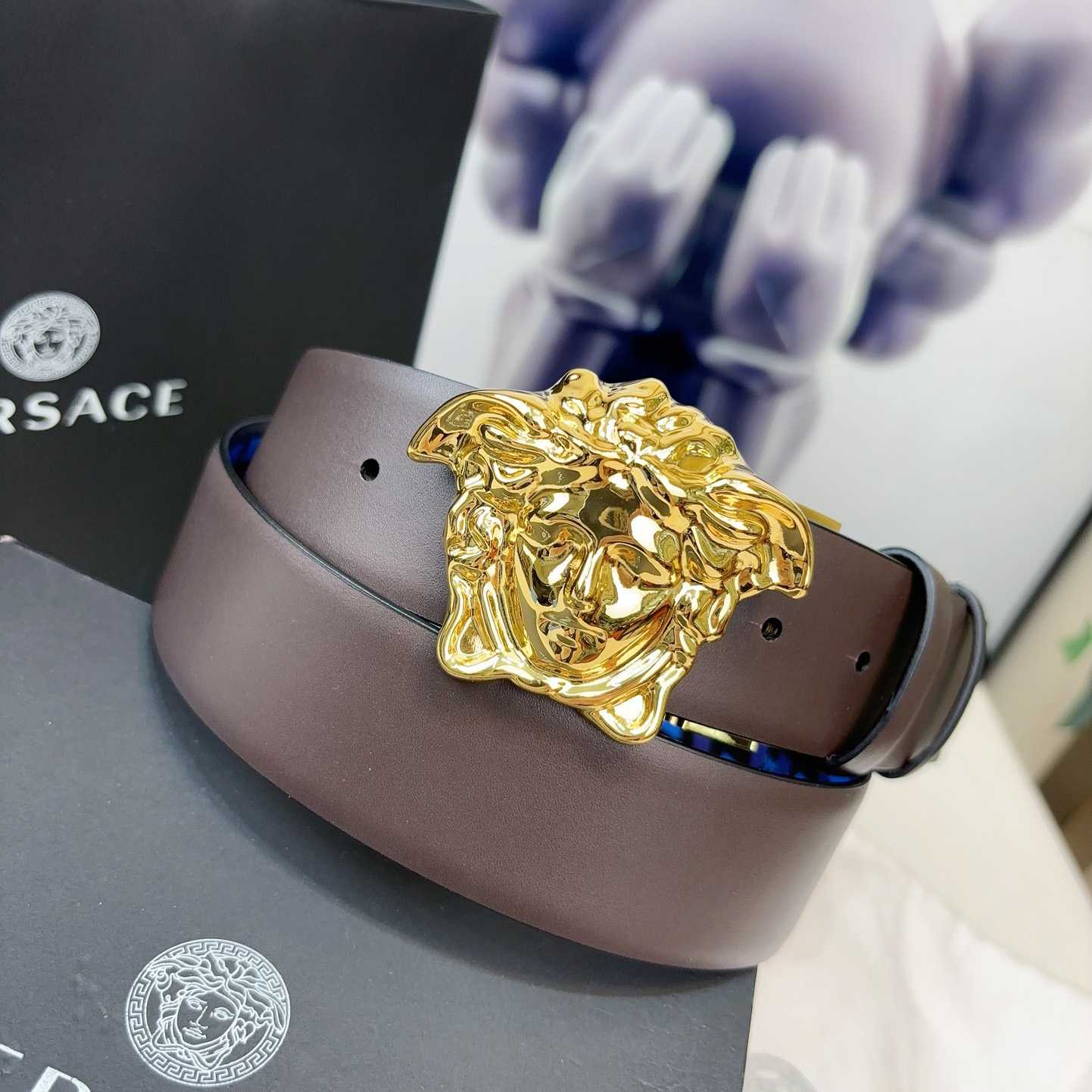 Versace Reversible Leather Belt    40mm - DesignerGu