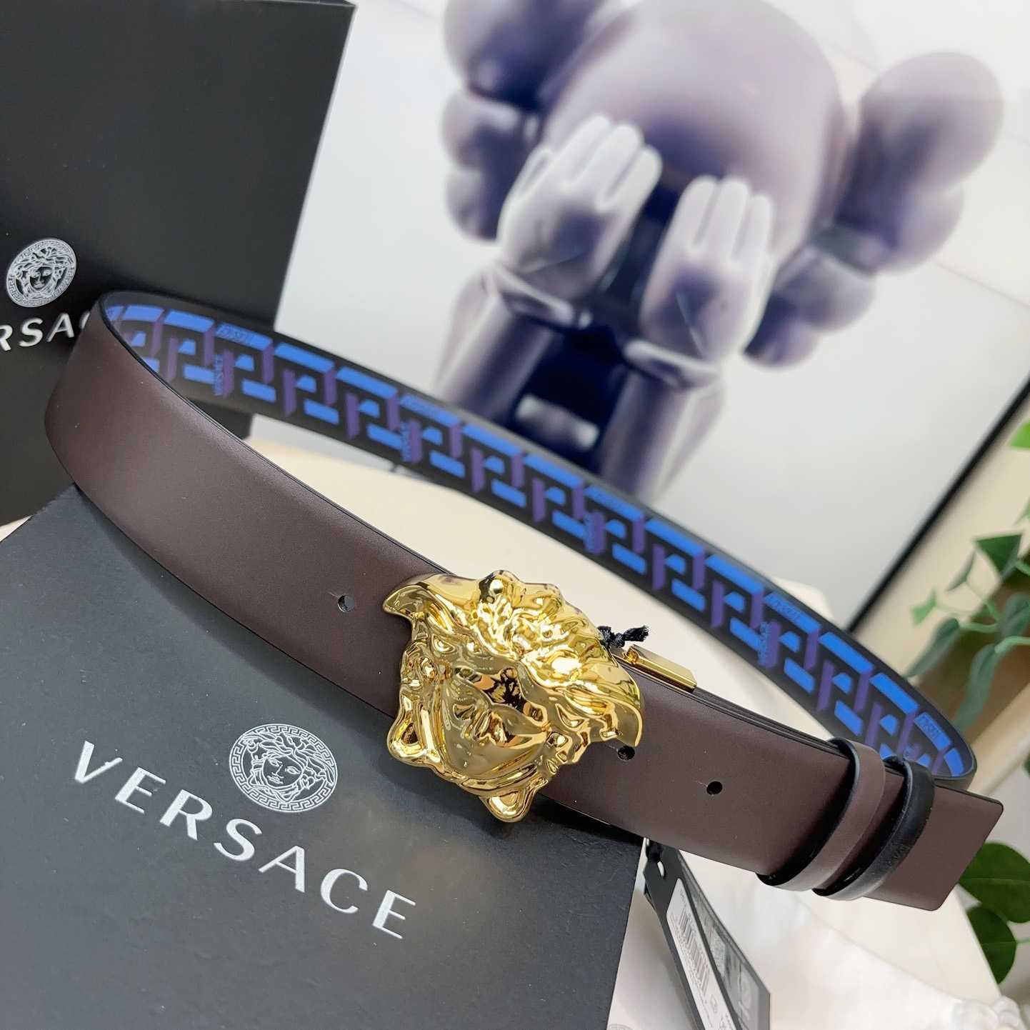 Versace Reversible Leather Belt    40mm - DesignerGu