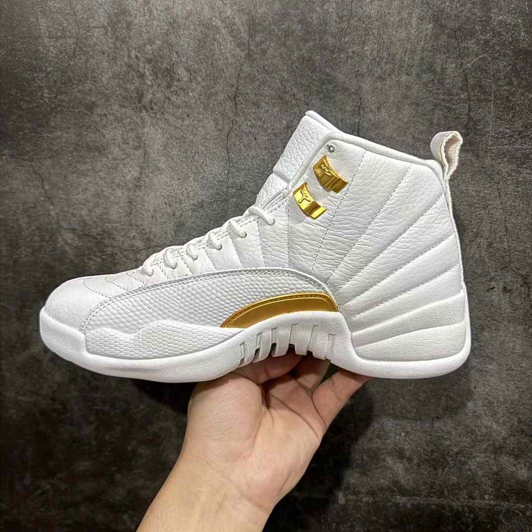 Air  12 Retro 