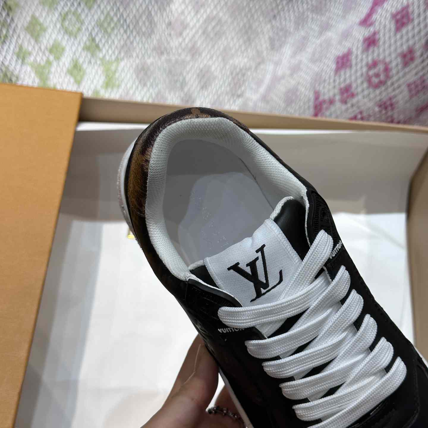 Louis Vuitton LV Stadium Sneaker   1ACUJ3 - DesignerGu