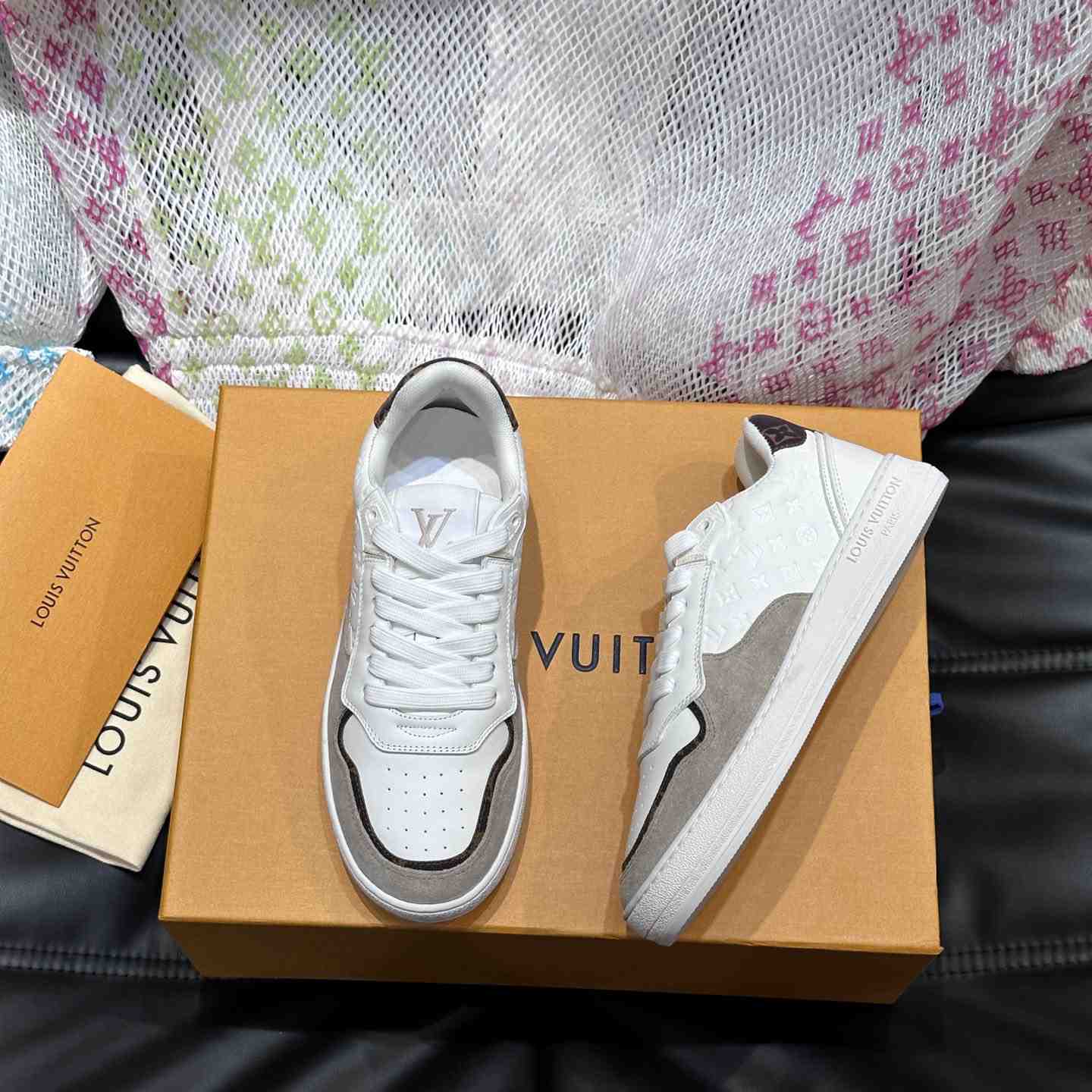 Louis Vuitton LV Stadium Sneaker   1ACUIN - DesignerGu