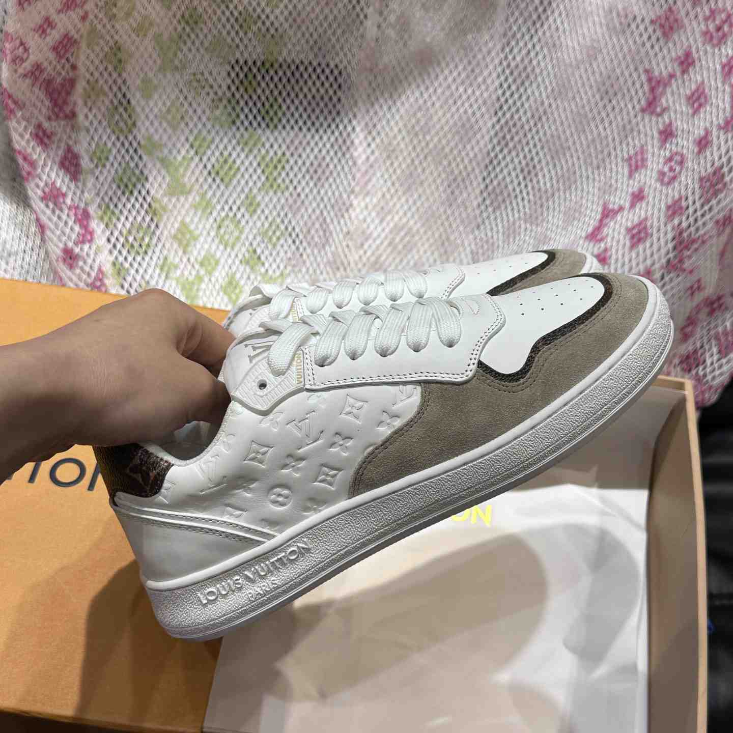 Louis Vuitton LV Stadium Sneaker   1ACUIN - DesignerGu