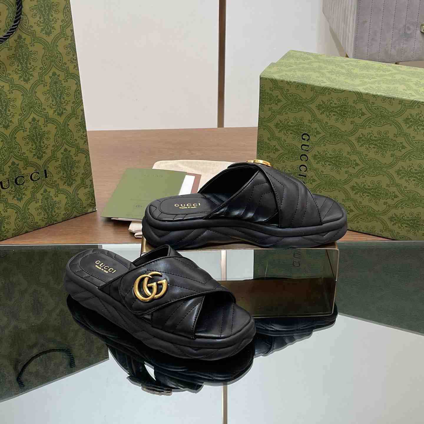 Gucci Women's Double G Slide Sandal - DesignerGu