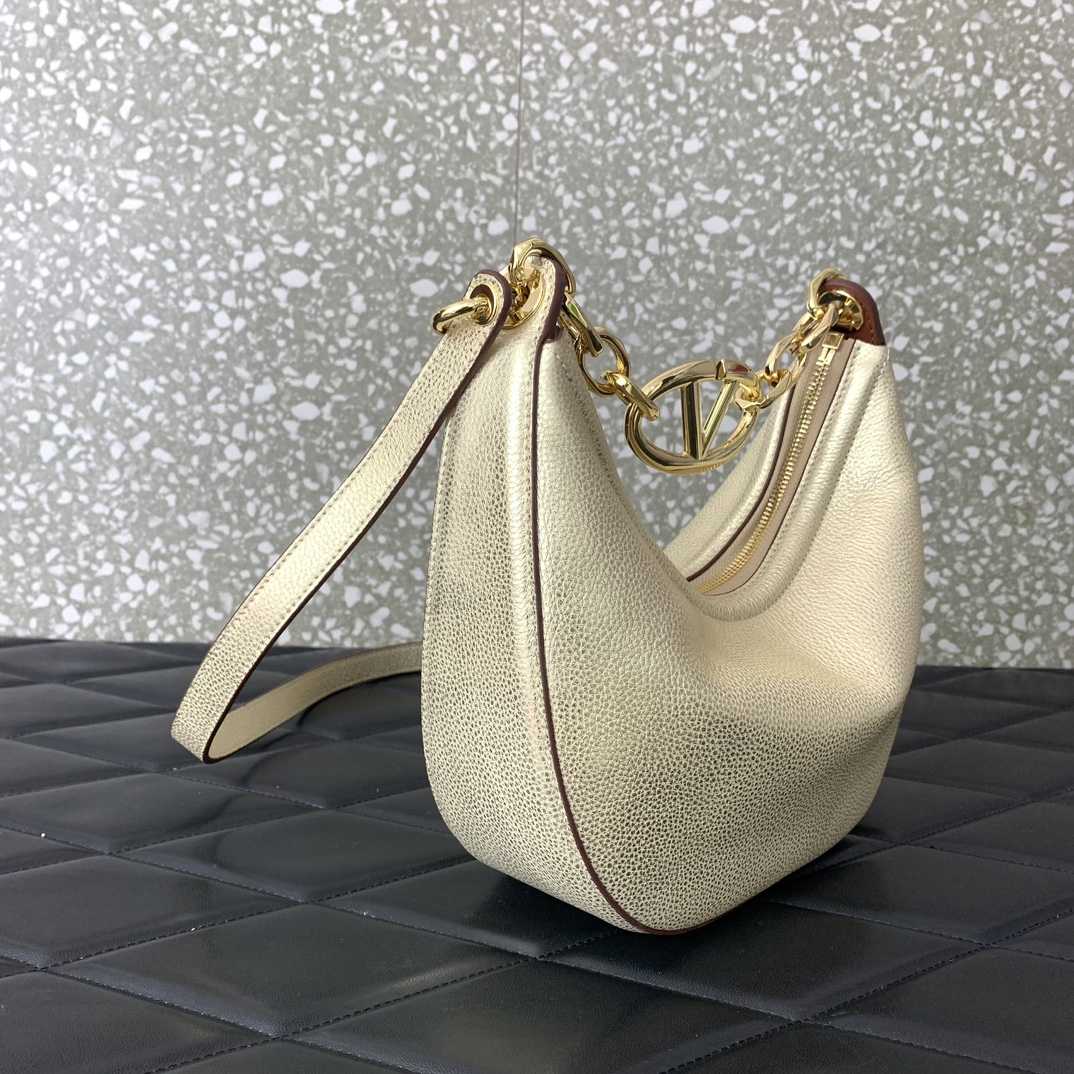 Valenti Garavani VLogo Moon Shoulder Bag (20*23*8cm) - DesignerGu