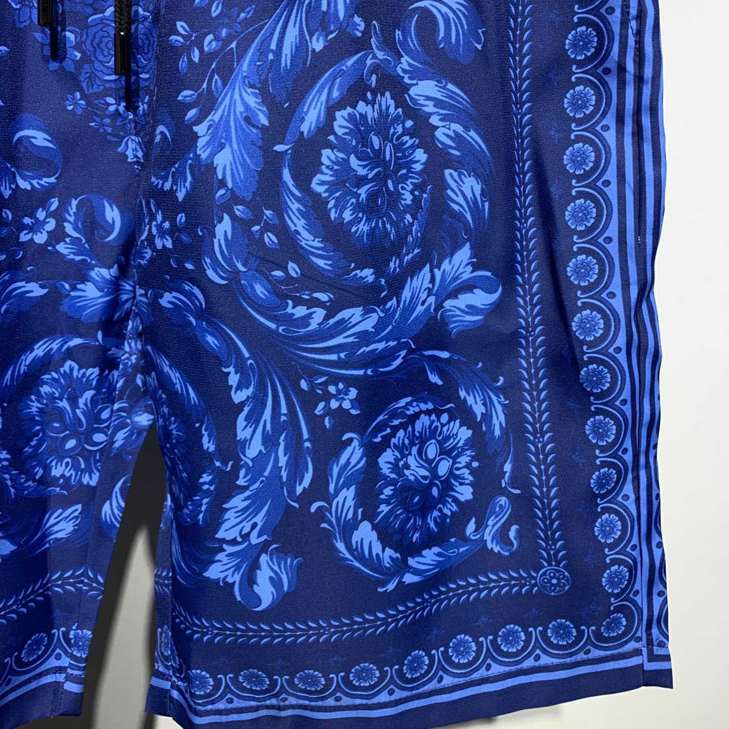 Versace Barocco Silk Shorts - DesignerGu