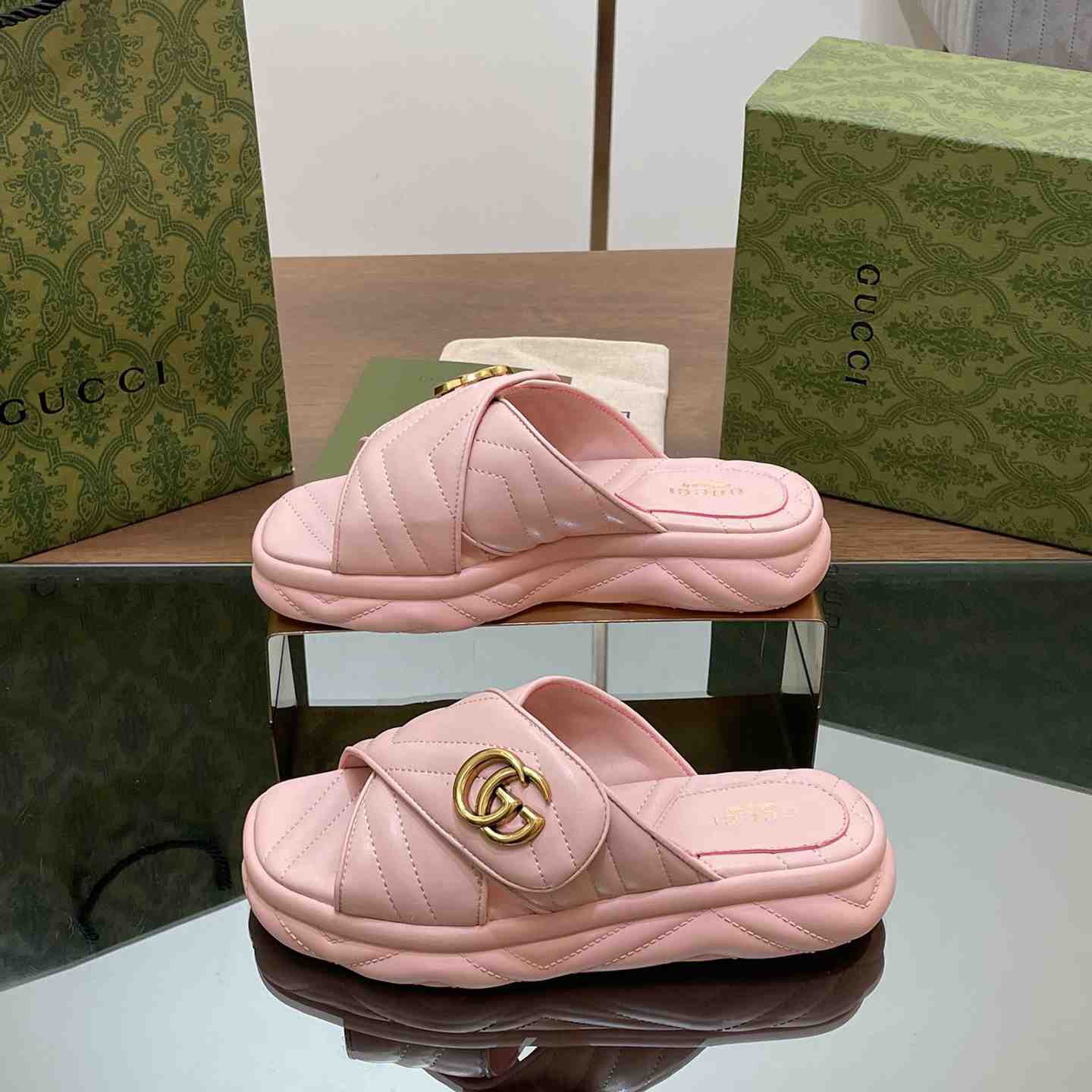 Gucci Women's Double G Slide Sandal - DesignerGu