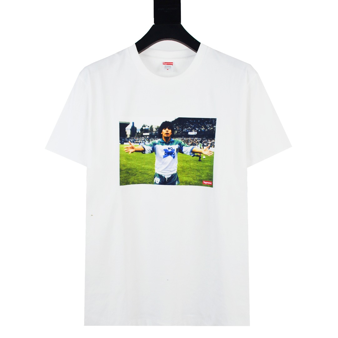 Supreme Maradona Tee - DesignerGu